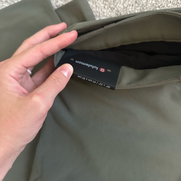 Lululemon ABC Classic-Fit Trouser Warpstreme, size 36" W 32" L, color Army Green - Picture 4 of 4